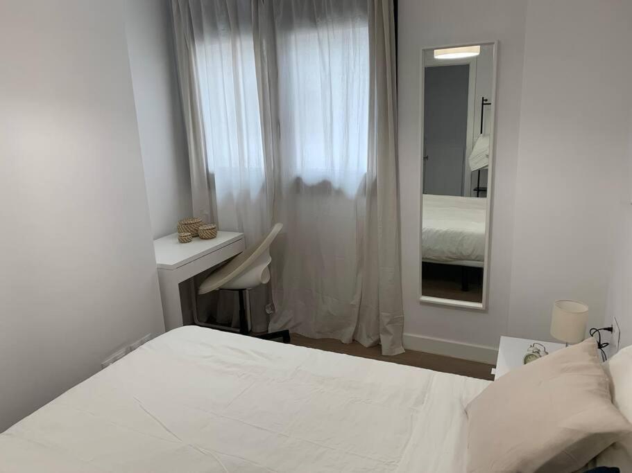 Apartamento Central A อัลเฮซิราส ภายนอก รูปภาพ