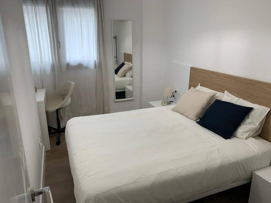 Apartamento Central A อัลเฮซิราส ภายนอก รูปภาพ