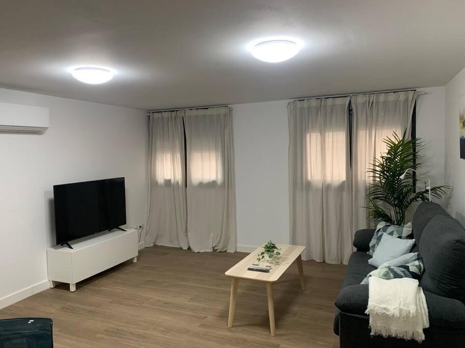Apartamento Central A อัลเฮซิราส ภายนอก รูปภาพ
