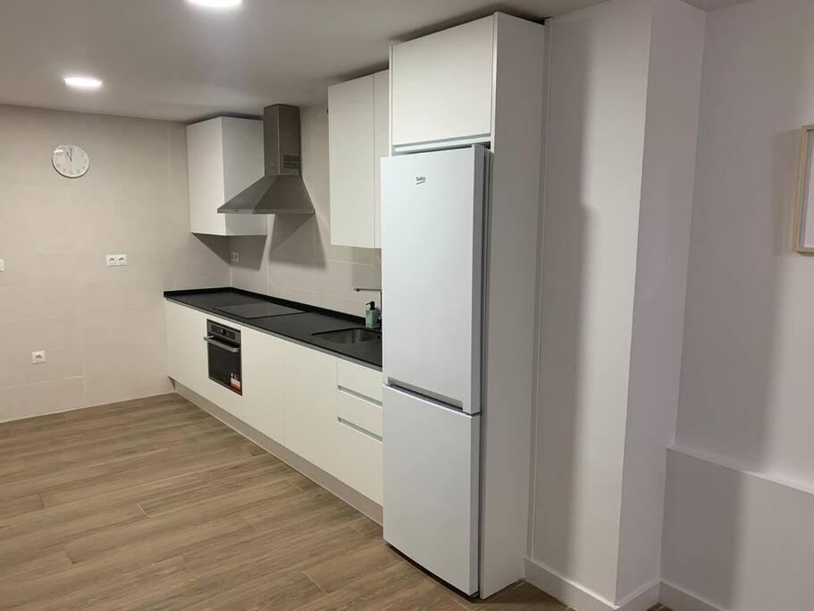 Apartamento Central A อัลเฮซิราส ภายนอก รูปภาพ
