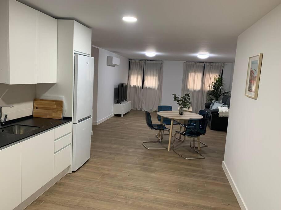 Apartamento Central A อัลเฮซิราส ภายนอก รูปภาพ
